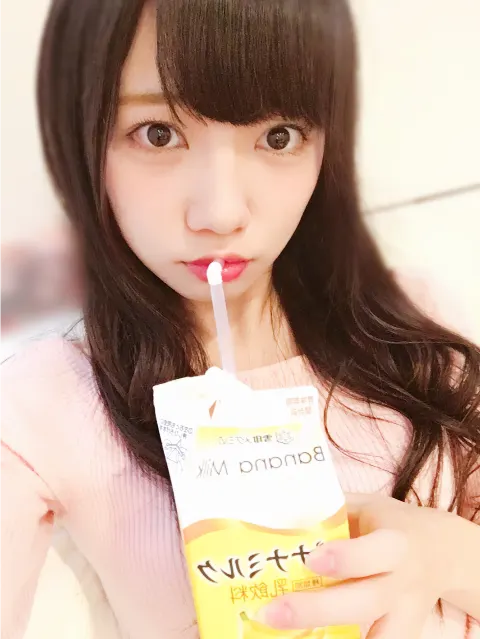 齊藤 京子｜いちごとバナナの飲み物（2017-06-09）｜2枚目