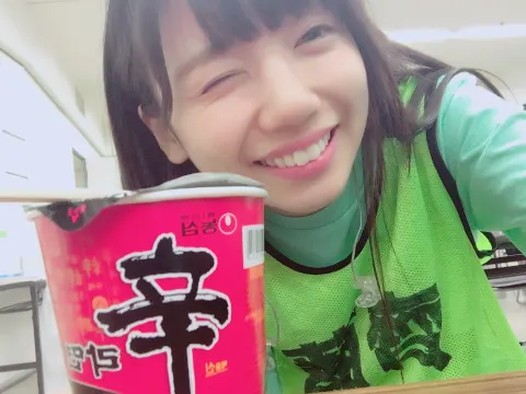 齊藤 京子｜辛ラーメン（2017-08-08）｜5枚目
