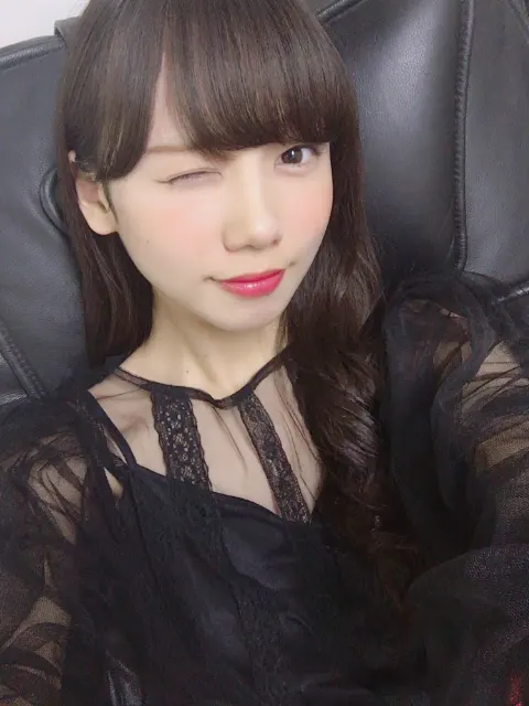 齊藤 京子｜Whyポーズ（2017-12-06）｜2枚目