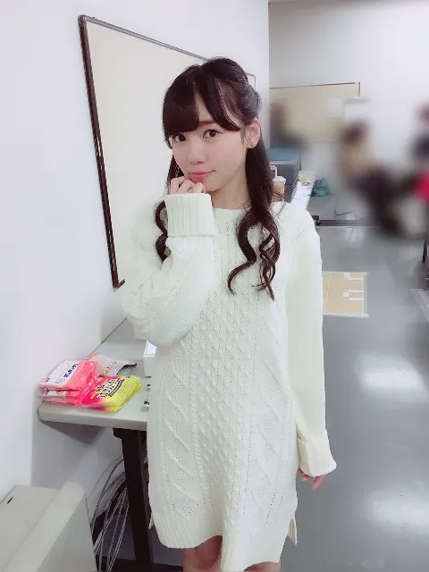齊藤 京子｜幕張個別握手会（2018-02-04）｜4枚目