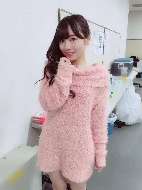 齊藤 京子｜幕張個別握手会（2018-02-04）｜5枚目