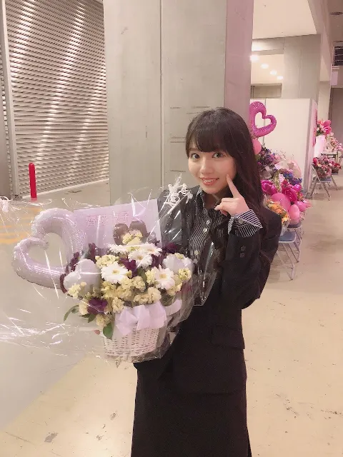 齊藤 京子｜お花の続き（2018-03-19）｜2枚目