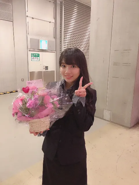 齊藤 京子｜お花の続き（2018-03-19）｜3枚目