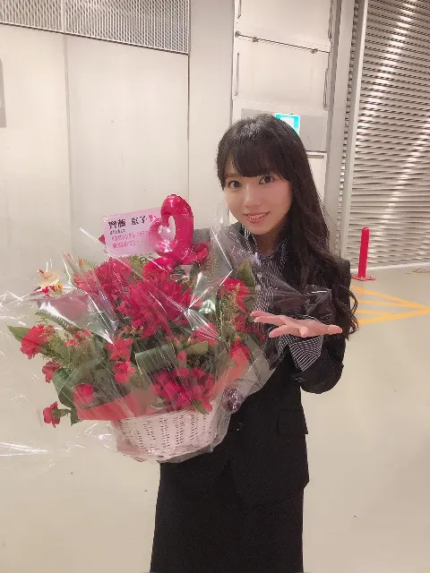 齊藤 京子｜お花の続き（2018-03-19）｜5枚目