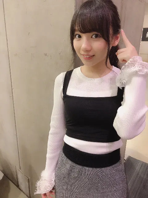 齊藤 京子｜6th初個別握手会（2018-03-18）｜2枚目