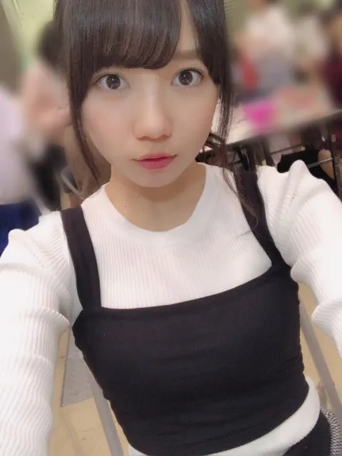 齊藤 京子｜6th初個別握手会（2018-03-18）｜3枚目