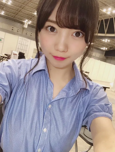 齊藤 京子｜パシフィコ個別握手会（2018-06-11）｜3枚目