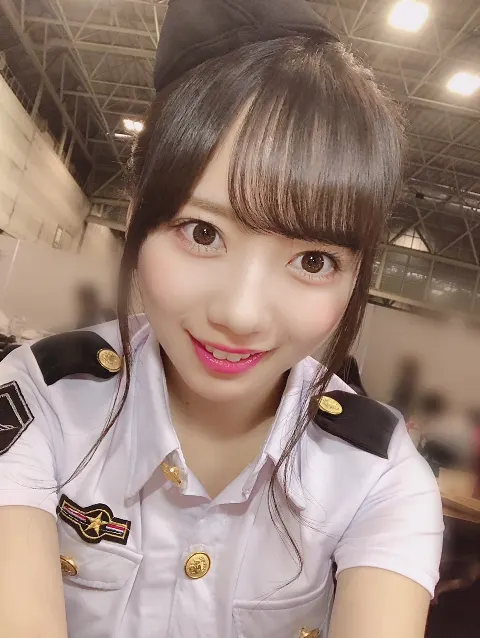 齊藤 京子｜白いきょんこポリス（2018-09-25）｜8枚目