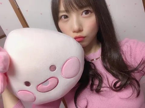 齊藤 京子｜抱き枕（2019-01-30）｜2枚目