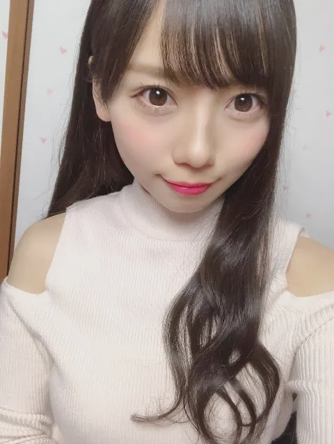 齊藤 京子｜肩出し（2019-01-04）