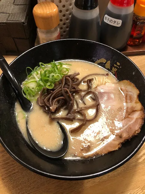 齊藤 京子｜博多ラーメンブログ（2019-10-28）｜5枚目