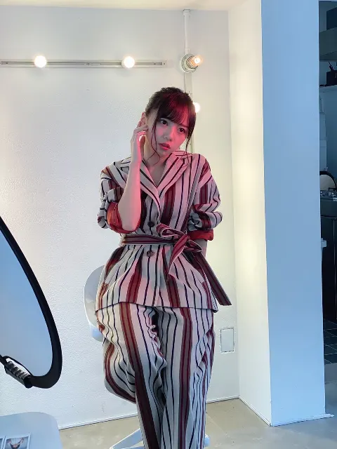 齊藤 京子｜Platinum FLASH（2019-11-21）｜4枚目