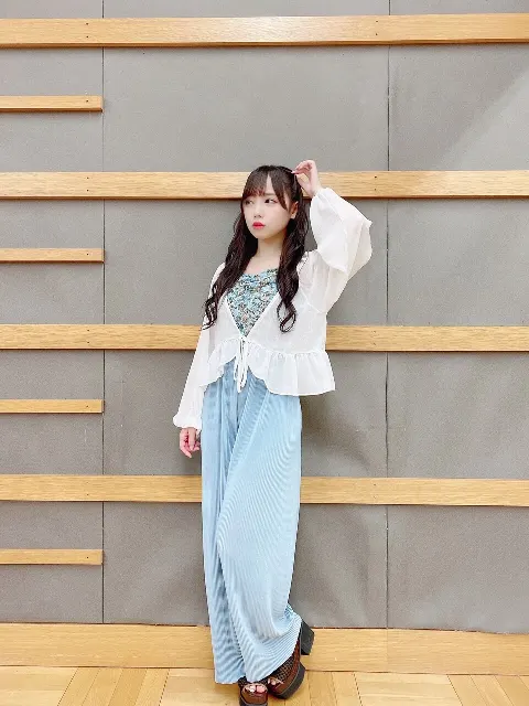 齊藤 京子｜日向坂46とふしぎな図書室（2020-10-10）｜2枚目