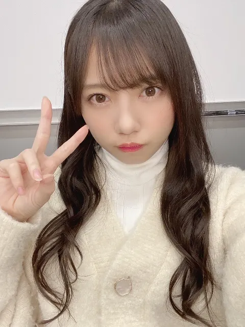 齊藤 京子｜10万人突破！！！（2020-12-08）｜4枚目