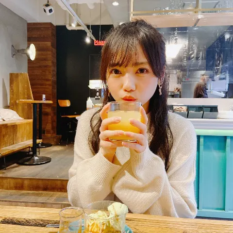 齊藤 京子｜写真集発売記念SHOWROOM配信します！！！（2021-01-21）｜2枚目