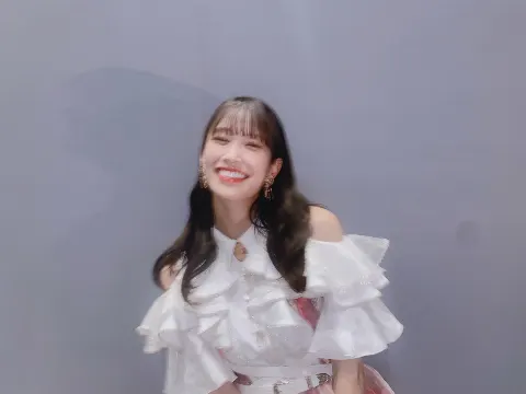 佐々木 久美｜お年玉（2022-01-08）｜9枚目