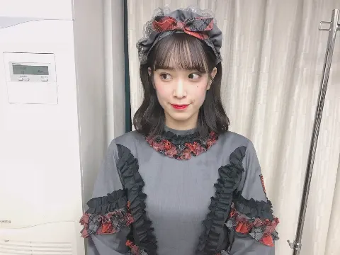 佐々木 久美｜よろぶん（2018-11-01）｜4枚目