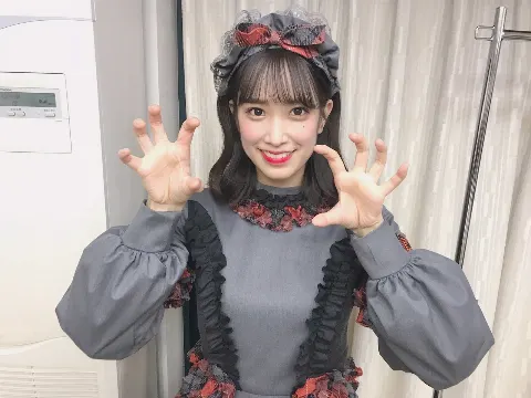 佐々木 久美｜よろぶん（2018-11-01）｜9枚目