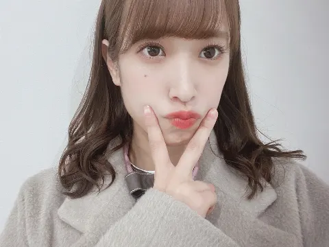 佐々木 久美｜初々しい（2020-02-18）｜3枚目