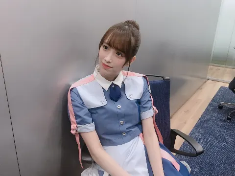 佐々木 久美｜んーんん（2019-08-14）｜2枚目