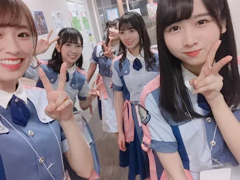 佐々木 久美｜んーんん（2019-08-14）｜6枚目