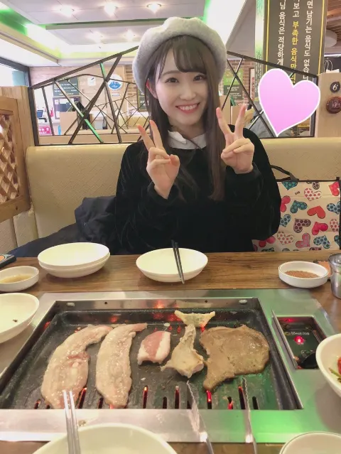 佐々木 美玲｜相方よ〜〜〜お誕生日おめでとう🎉🎉🎉（2018-12-26）｜2枚目