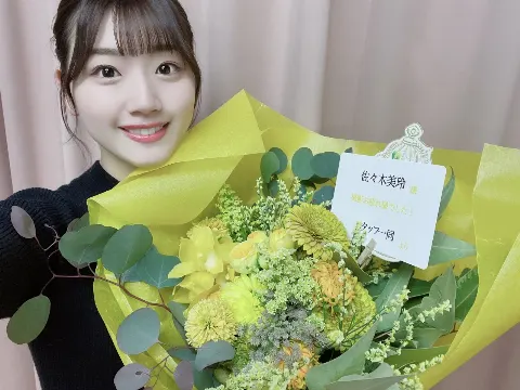 佐々木 美玲｜らぶ〜💜（2022-04-18）｜2枚目