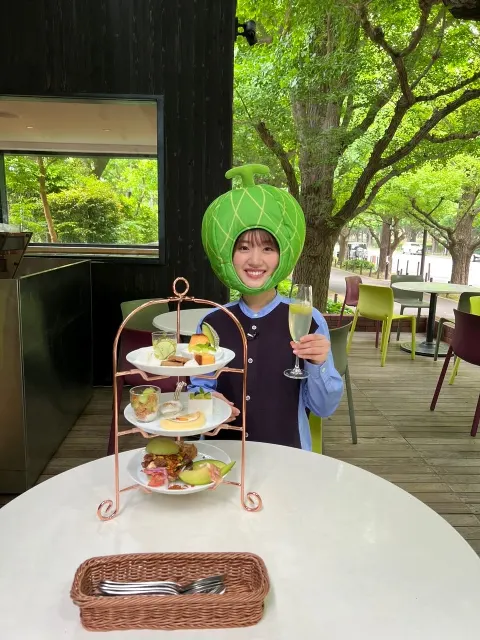 佐々木 美玲｜🍈＋🍞＝めろんぱん（2022-05-15）｜2枚目