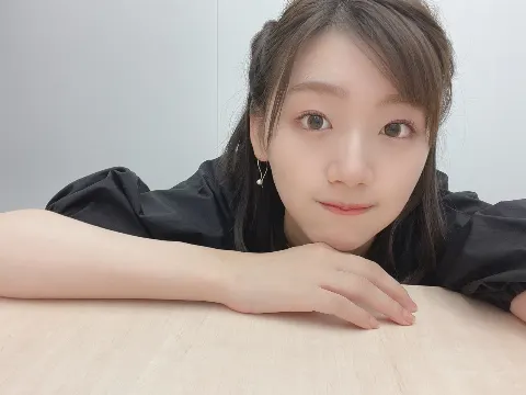 佐々木 美玲｜みかん🍊（2022-08-14）｜3枚目