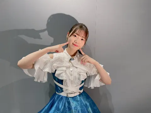 佐々木 美玲｜今年もたくさんのありがとう🥰（2021-12-31）｜2枚目