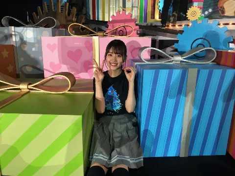 佐々木 美玲｜いい年を😊（2020-01-01）｜2枚目