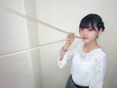 佐々木 美玲｜大きなお箸。（2017-03-03）