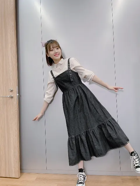佐々木 美玲｜もう秋ですな🍁早いかな。まだ夏🍍？（2021-08-31）｜3枚目