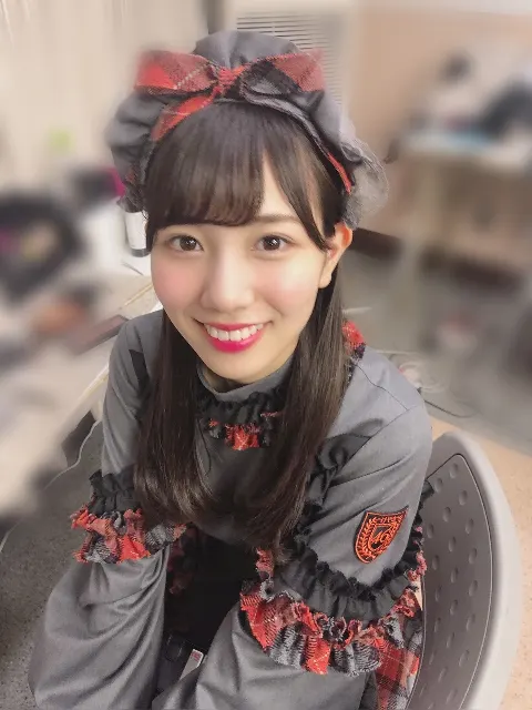 佐々木 美玲｜ちょっと幼い😳（2020-04-17）｜2枚目