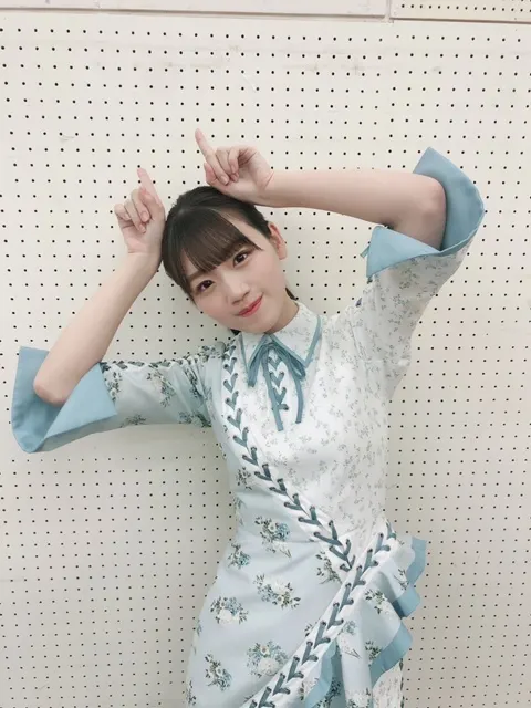 佐々木 美玲｜ちゅー🐁からの牛🐄（2021-01-10）｜4枚目