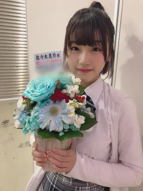 佐々木 美玲｜たいへん遅くなりました😓（2018-04-11）｜7枚目