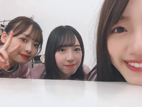 佐々木 美玲｜今日は発売日じゃないって？ノーノー！！ソンナコトナイヨー！！！（2020-02-19）｜2枚目