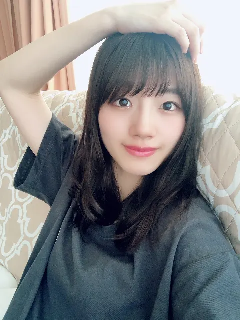 佐々木 美玲｜見てね😊（2020-08-29）｜2枚目