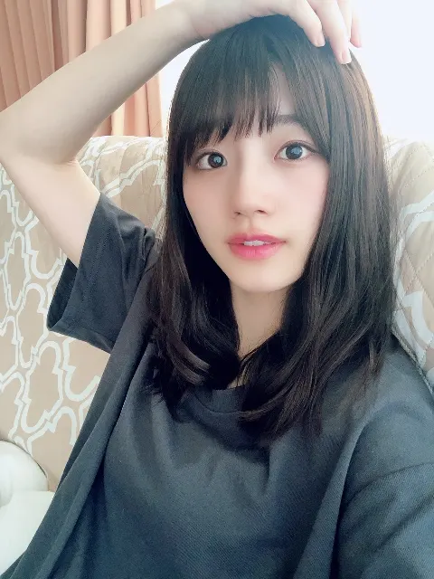 佐々木 美玲｜見てね😊（2020-08-29）