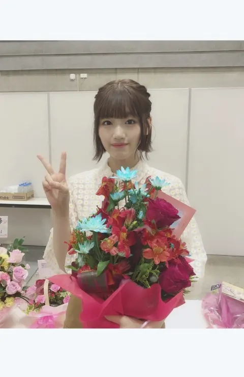 佐々木 美玲｜Flower🌸（2019-05-16）｜3枚目