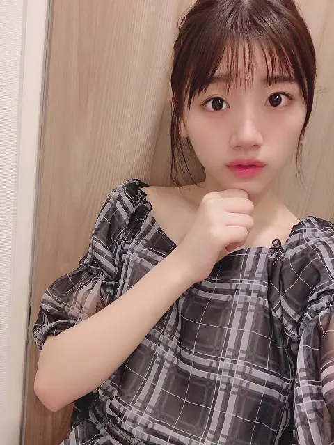 佐々木 美玲｜夏の匂い😶（2019-02-09）