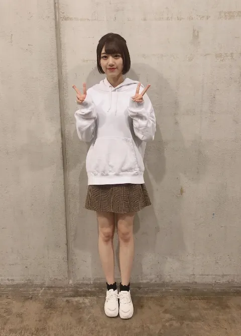 佐々木 美玲｜bicsaito_hando_niginigi🖐🏻①（2018-10-13）｜3枚目