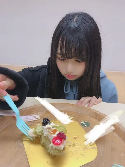 佐々木 美玲｜お誕生日ケーキ好きなの？なの？ひなの？（2019-02-05）｜4枚目