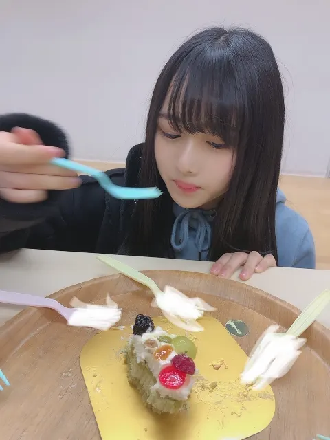 佐々木 美玲｜お誕生日ケーキ好きなの？なの？ひなの？（2019-02-05）｜6枚目