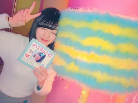 佐々木 美玲｜サプライズ( ^ω^ )♬♬（2017-01-28）｜4枚目