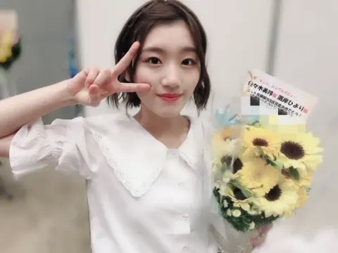 佐々木 美玲｜ハンドにぎにぎ会😶（2019-06-09）｜6枚目