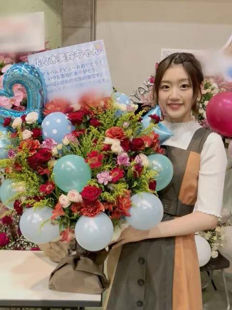 佐々木 美玲｜Flower🌷（2018-08-31）｜4枚目