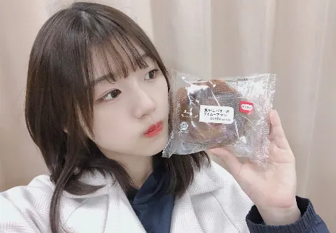 佐々木 美玲｜お気に入りの🍞みっけ👀（2020-03-07）｜2枚目