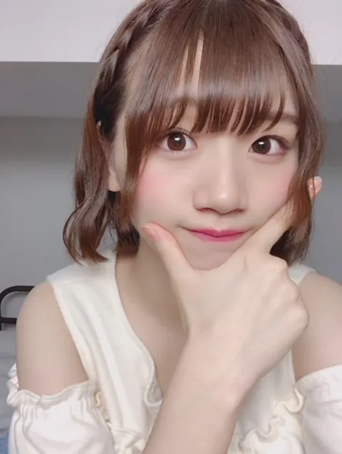 佐々木 美玲｜まつ毛が……😢（2018-09-19）｜2枚目
