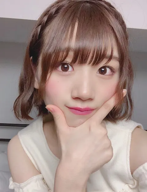 佐々木 美玲｜まつ毛が……😢（2018-09-19）